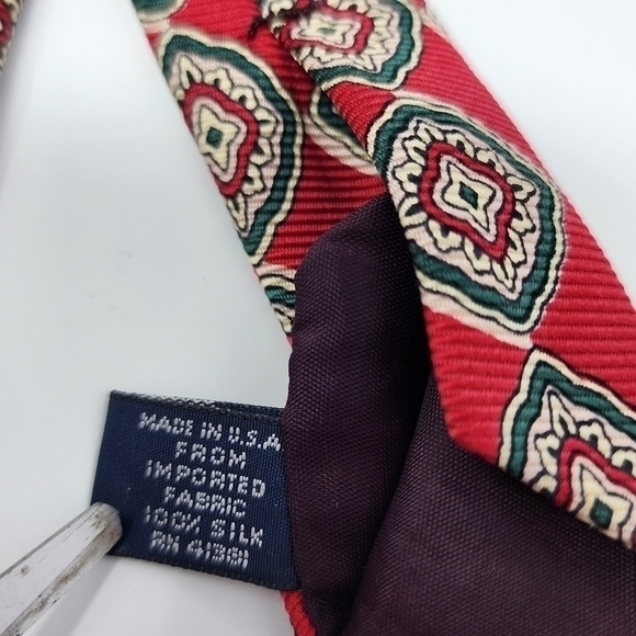 Polo by‎ Ralph Lauren Men's 100% Silk Made In USA Red Pattern Tie - Picture 6 of 12